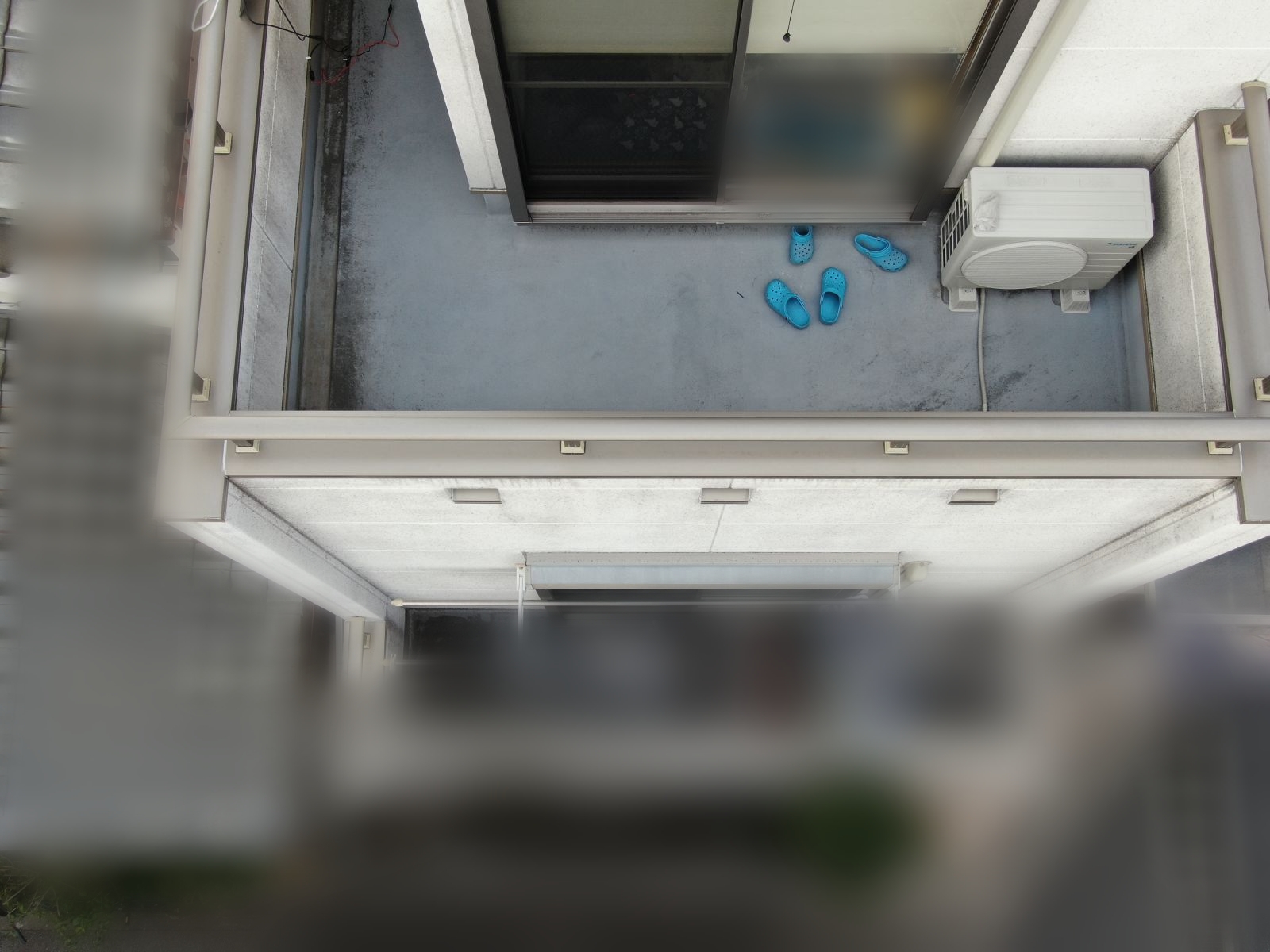 コロニアルNEO屋根をカバー工法で解決|外壁塗装 フレンチグリーン×ブラウン|堺市の施工事例