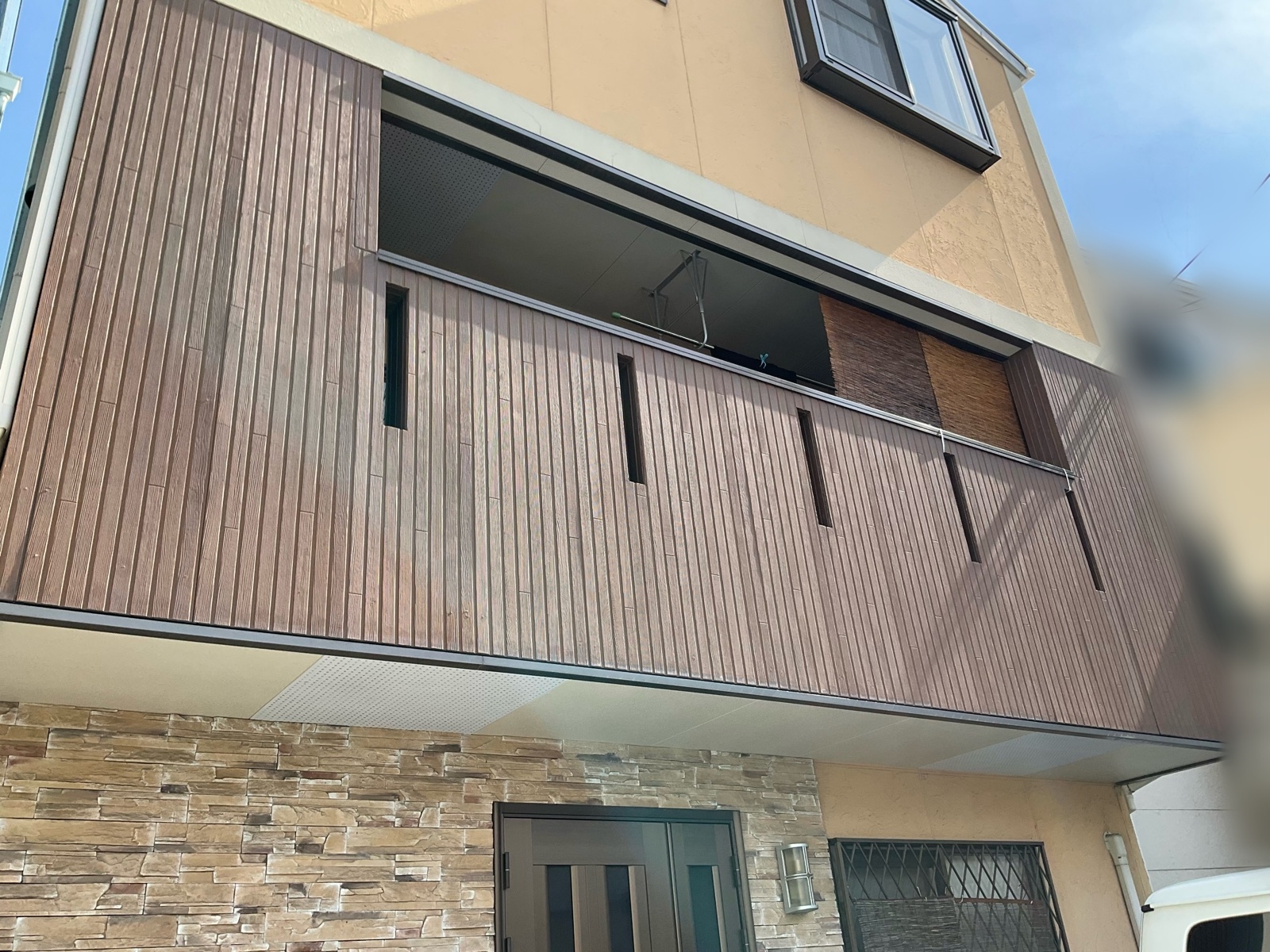 摂津市鳥飼野々｜お客様より紹介でのご依頼 外壁塗装×屋根カバー工法（コロニアルNEO）施工事例