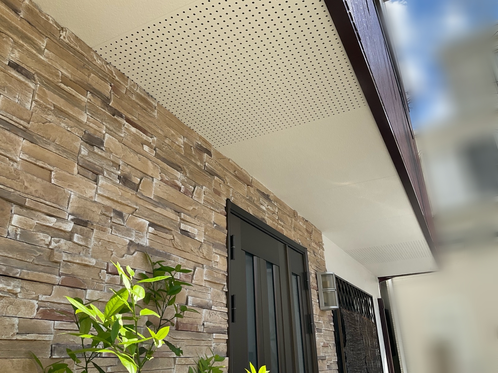 摂津市鳥飼野々｜お客様より紹介でのご依頼 外壁塗装×屋根カバー工法（コロニアルNEO）施工事例