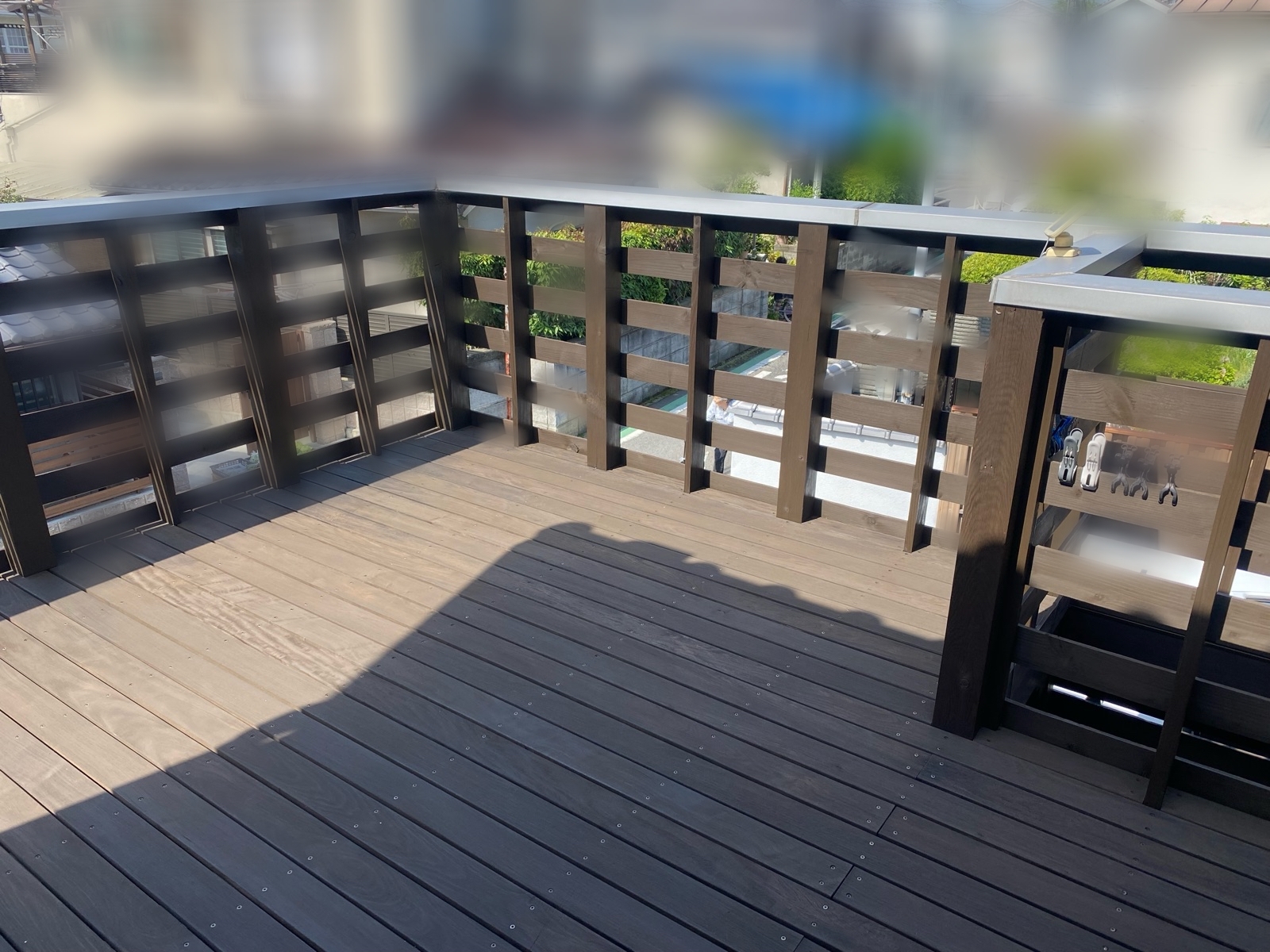 堺市東区|ウッドデッキ塗装で色褪せ・劣化を改善|ガードラックPRO施工事例