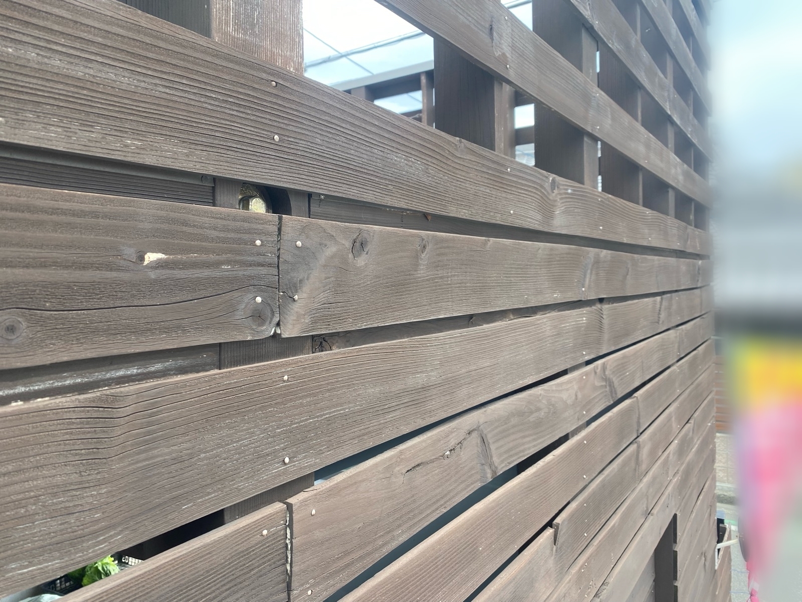 堺市東区|ウッドデッキ塗装で色褪せ・劣化を改善|ガードラックPRO施工事例