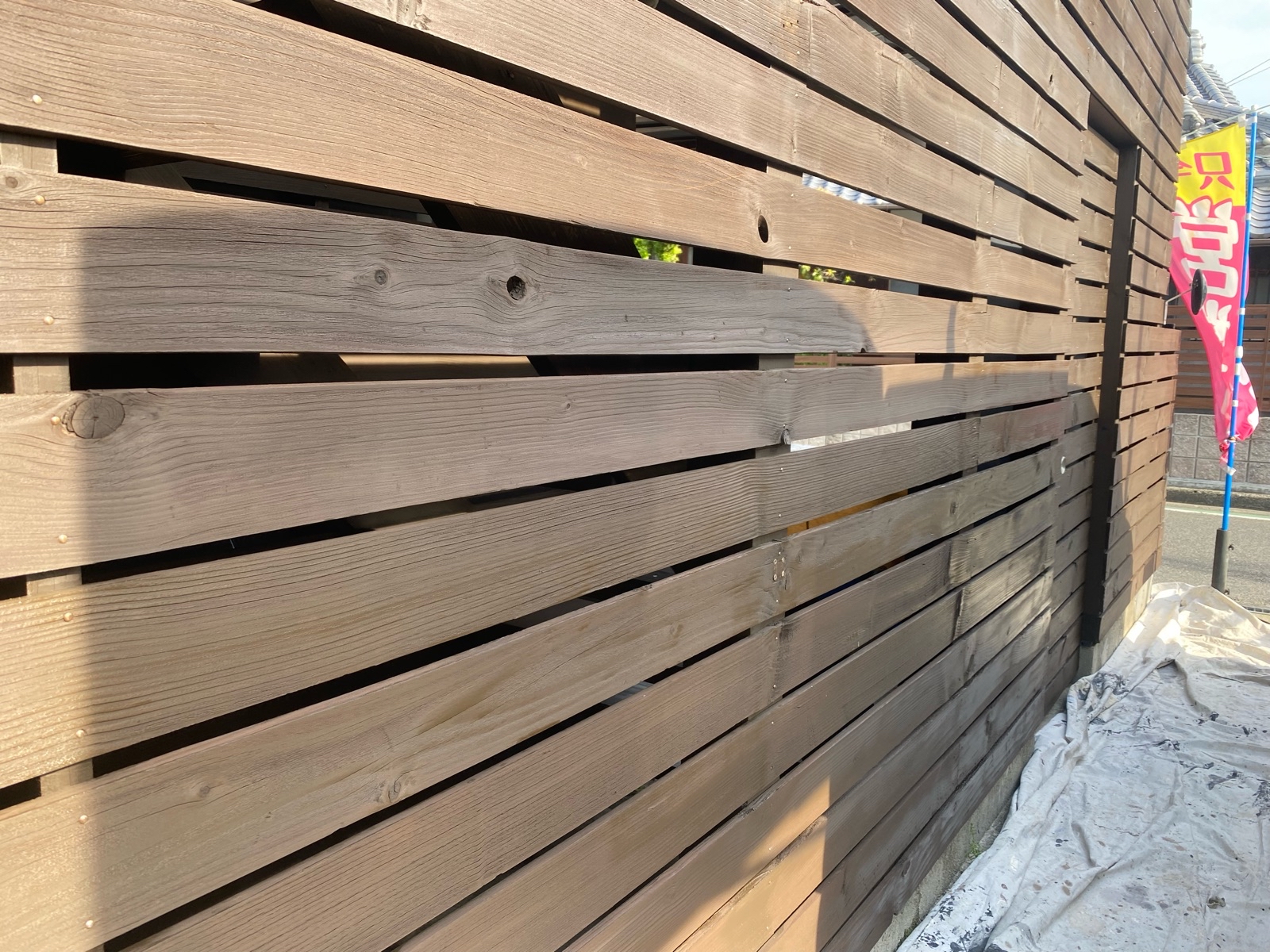 堺市東区|ウッドデッキ塗装で色褪せ・劣化を改善|ガードラックPRO施工事例